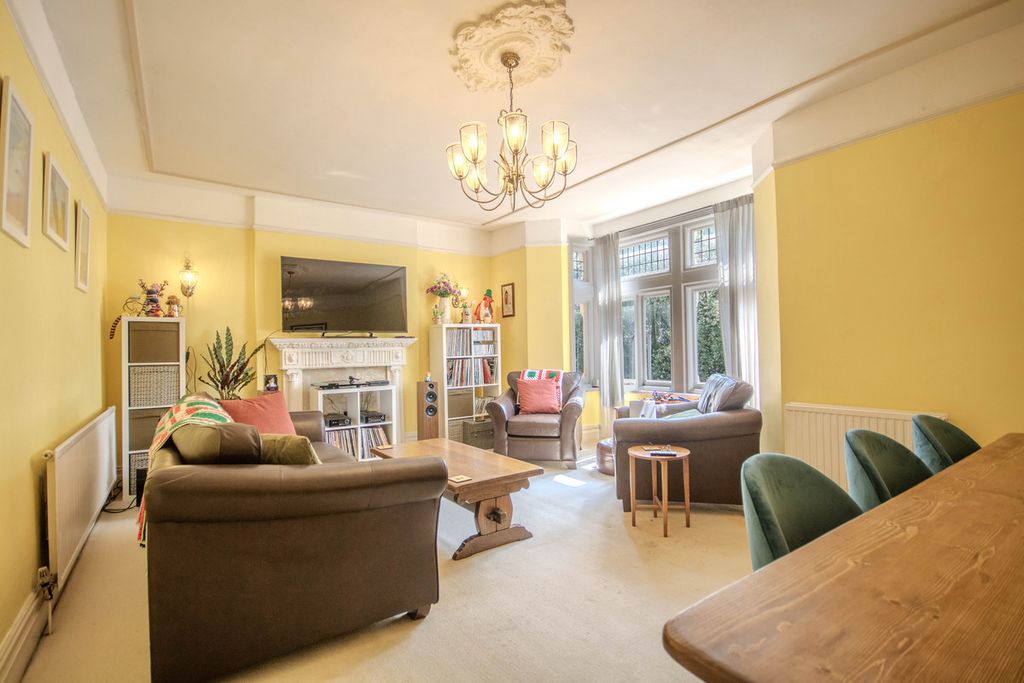 Additional image 14 of 3 bed flat for saleFields Road, Newport NP20