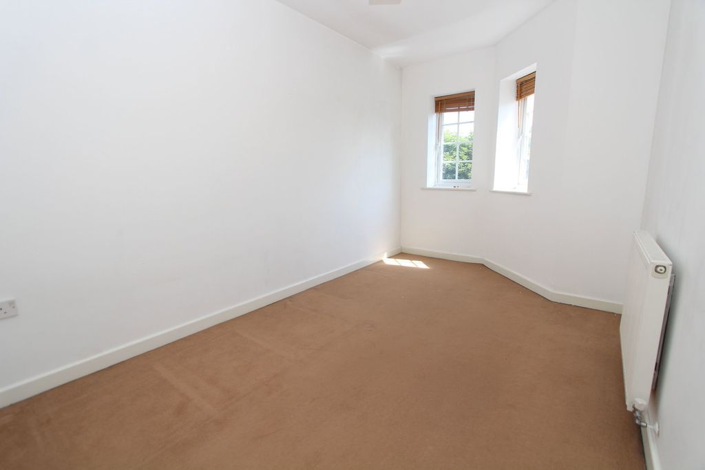 Additional image 8 of 2 bed flat for saleColumbus Avenue, Brierley Hill DY5