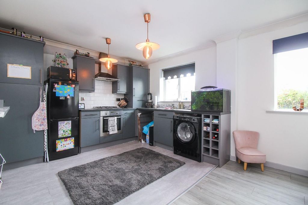 Additional image 5 of 2 bed flat for saleUltor Court, Blyth NE24