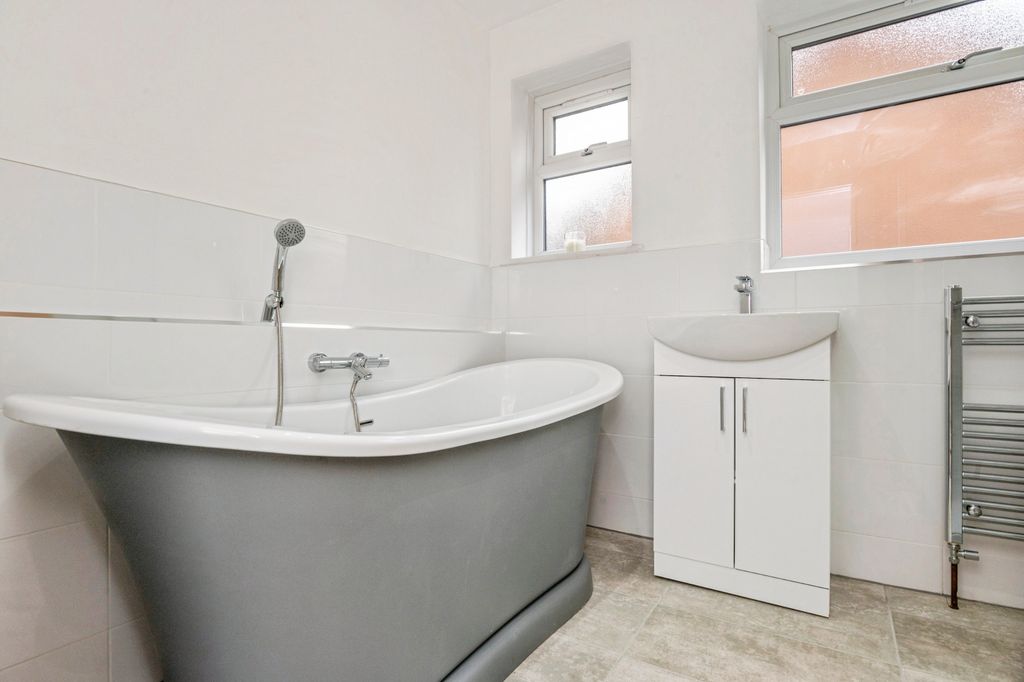 Additional image 17 of 4 bed detached house for saleCoppice Lane, Brierley Hill DY5