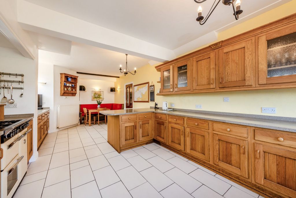 Additional image 13 of 5 bed detached house for saleAldwick Avenue, Aldwick, West Sussex PO21