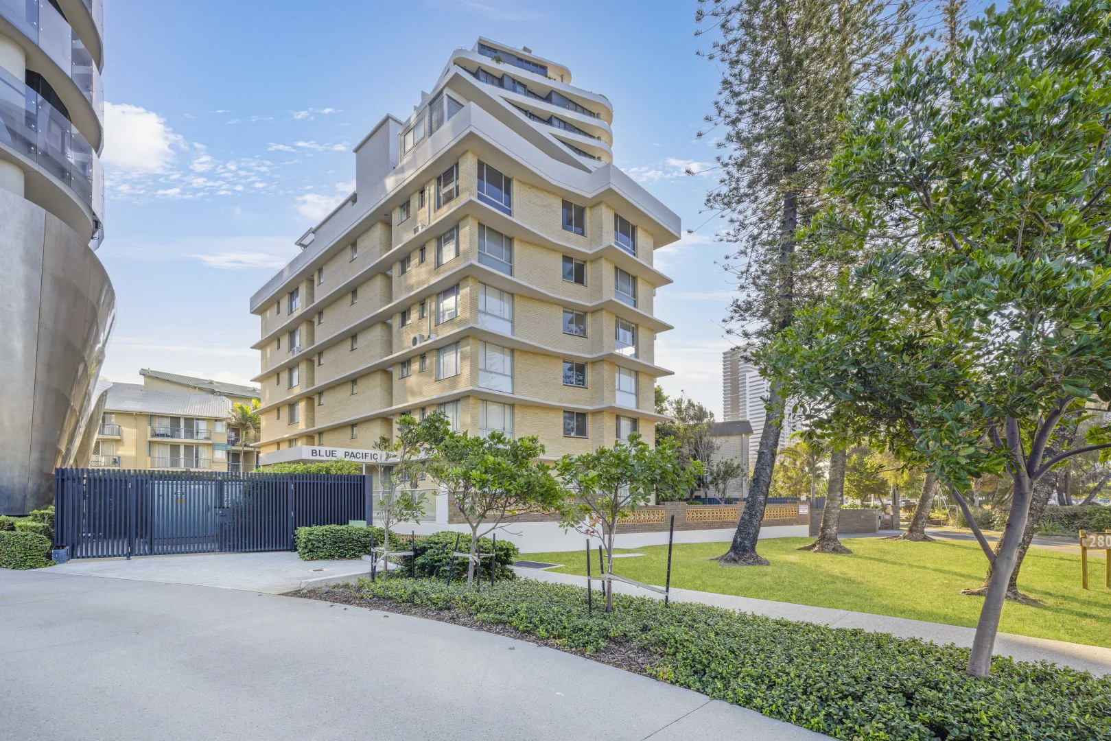 Additional image 12 of 5/280 Hedges Avenue, Mermaid Beach QLD 4218