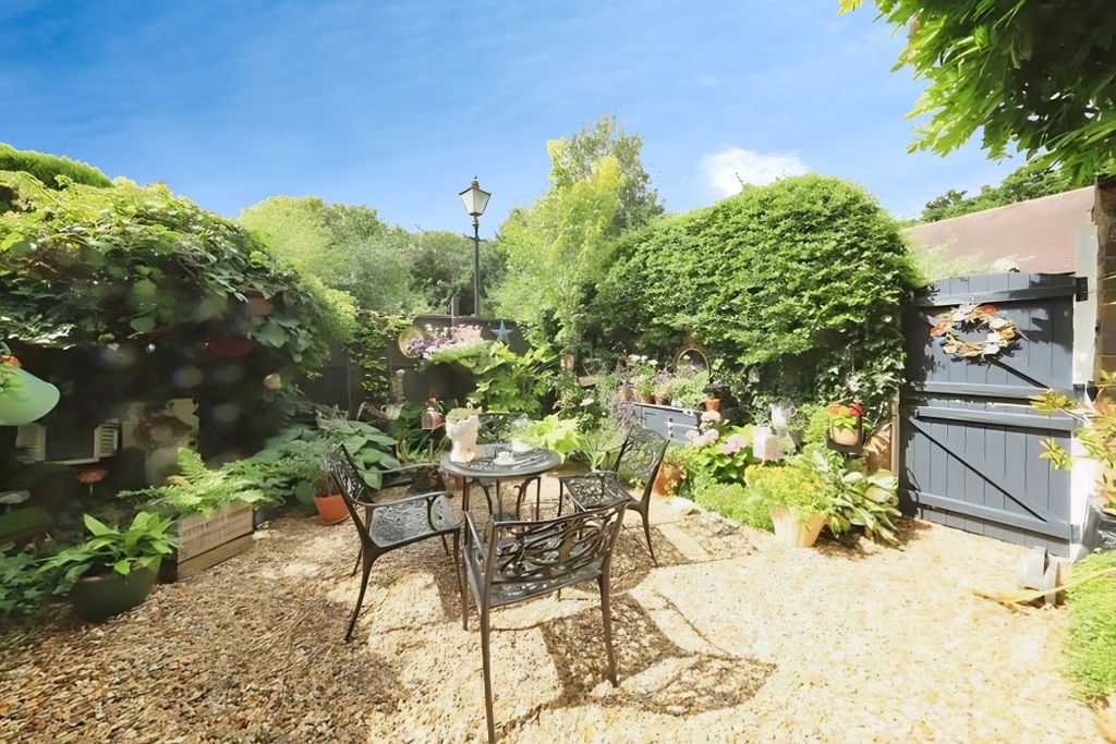 Additional image 14 of 2 bed town house for saleMill Street, Bridgnorth WV15
