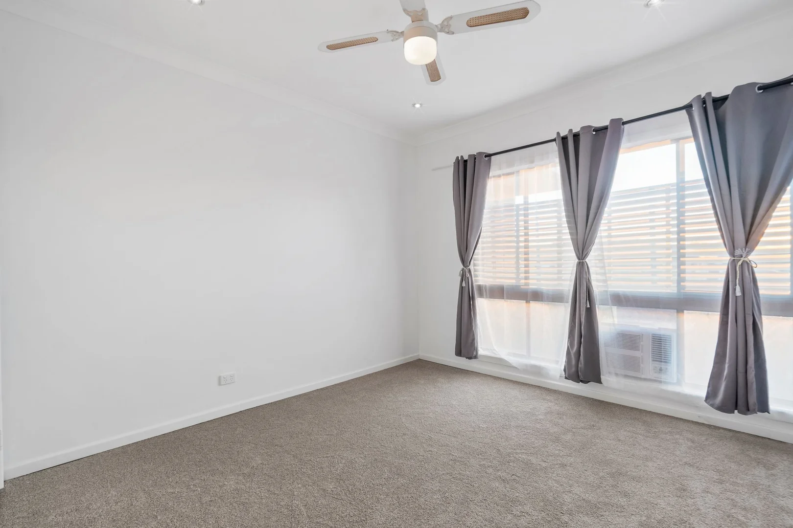 Additional image 8 of 24 Bedivere Street, Carindale QLD 4152