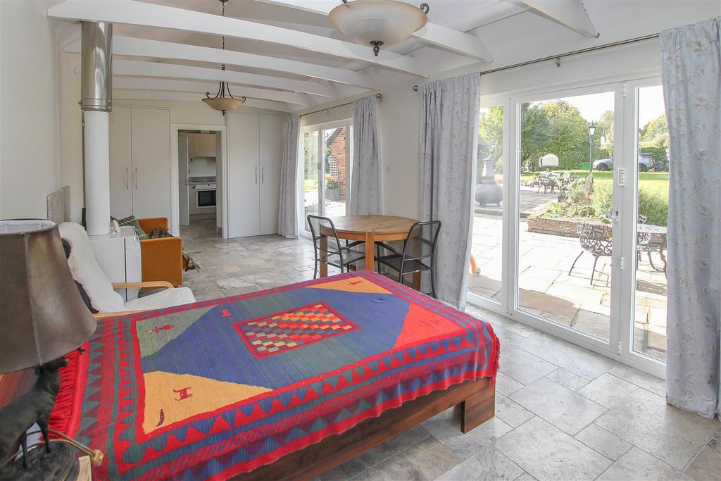 Additional image 33 of 6 bed detached house for saleHay Green Lane, Hook End, Brentwood CM15