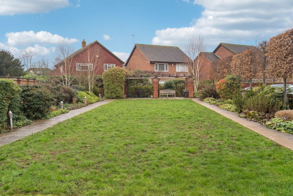 Additional image 16 of 2 bed flat for saleMarlow Road, Bourne End SL8