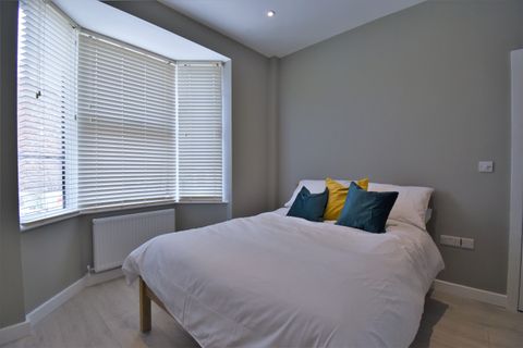 Exwick Road, Exeter EX4, Room to rent