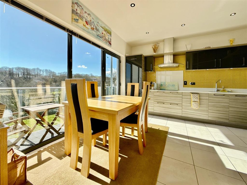 Additional image 3 of 2 bed flat for saleSt. Marys Drive, Brixham TQ5