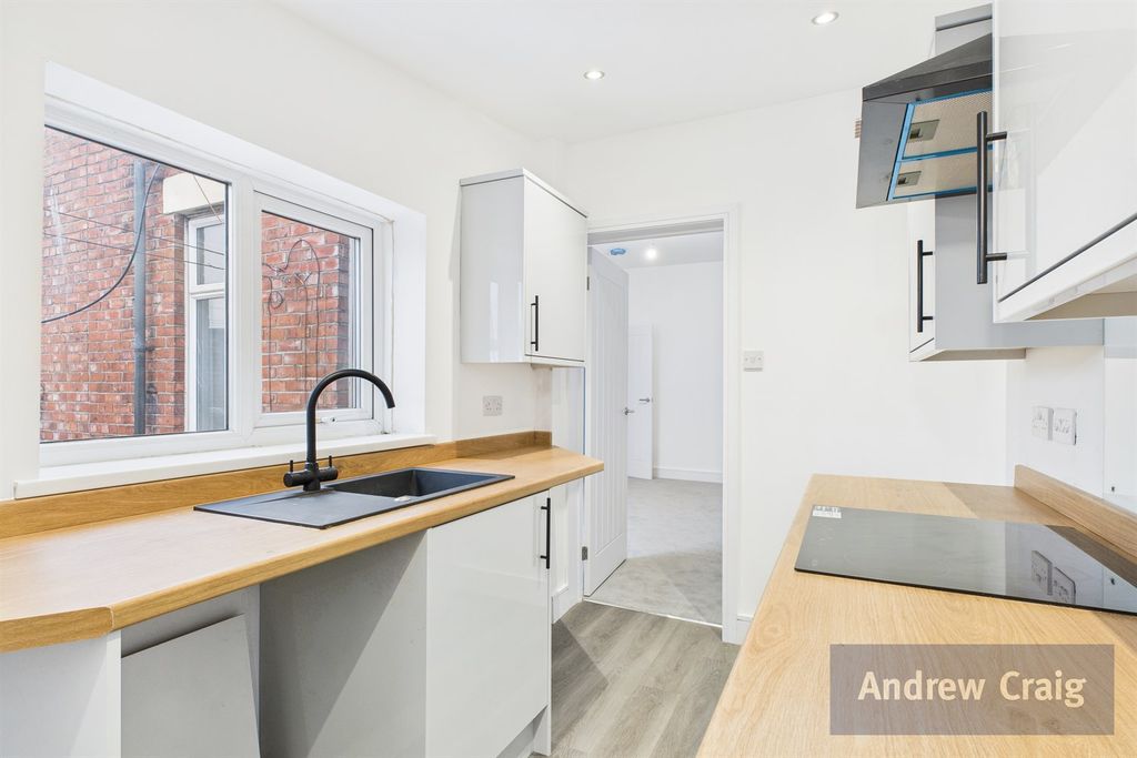 Additional image 10 of 3 bed flat for saleTalbot Road, South Shields NE34