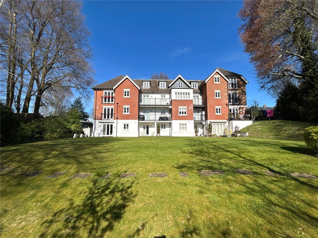 Additional image 9 of 2 bed flat for salePercy Gardens, Blandford Forum, Dorset DT11