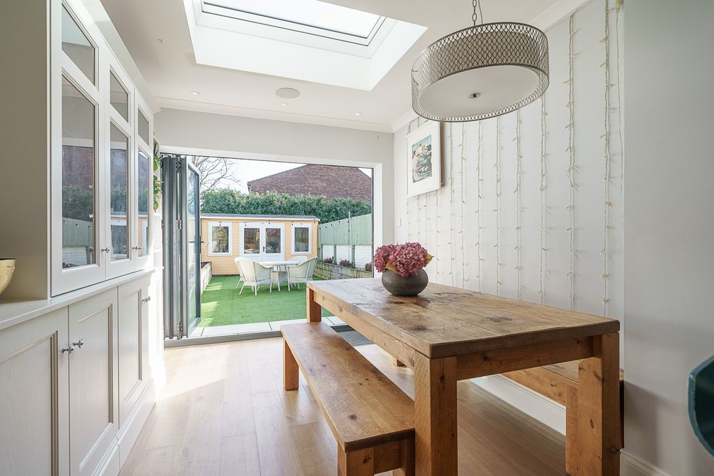 Additional image 6 of 4 bed detached house for saleYork Road, Brentford TW8