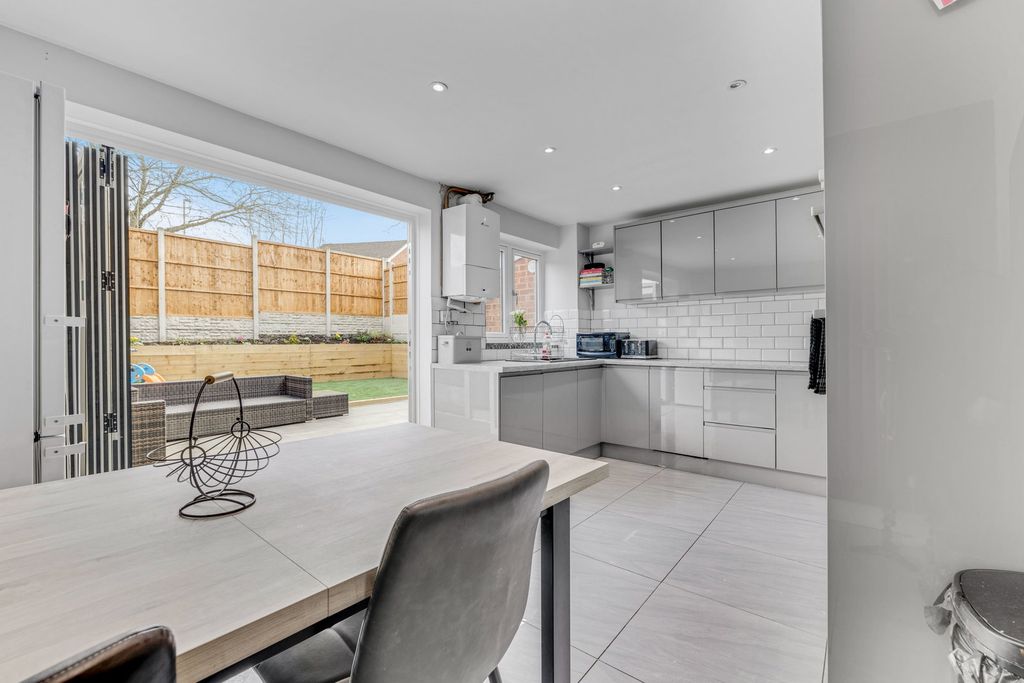 Additional image 2 of 4 bed semi-detached house for saleBarsham Drive, Brierley Hill DY5