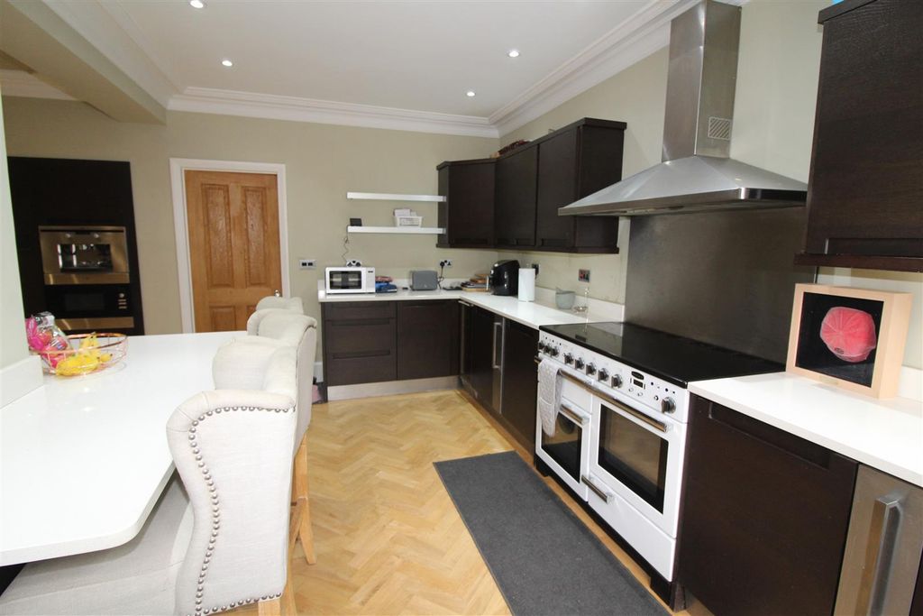 Additional image 5 of 4 bed semi-detached house for saleBryn Road, Pontllanfraith, Blackwood NP12