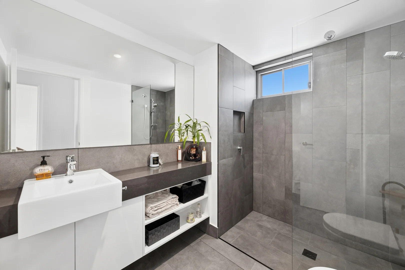 Additional image 11 of 412/1 Waterside Retreat, Birtinya QLD 4575