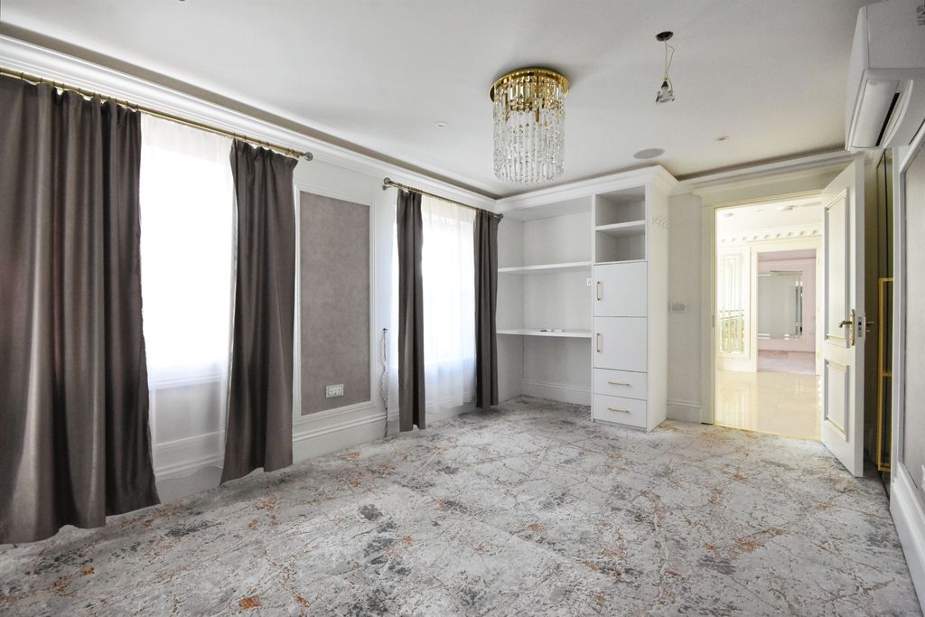 Additional image 20 of 6 bed detached house for saleHeronway, Hutton, Brentwood CM13