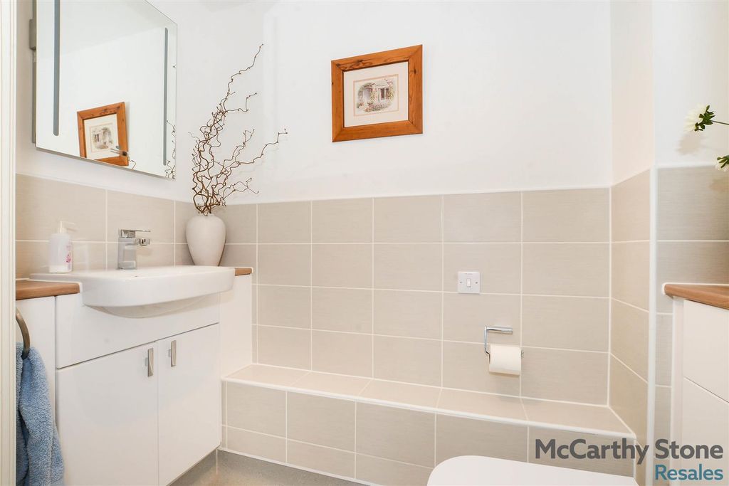 Additional image 7 of 2 bed flat for saleStudio Way, Borehamwood WD6