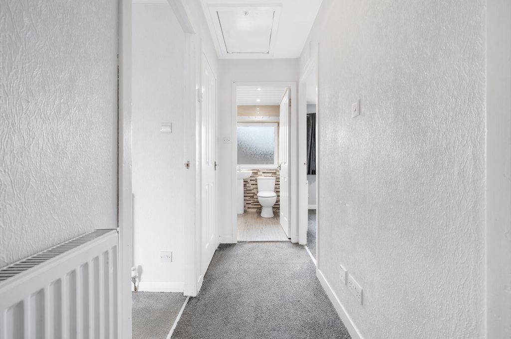 Additional image 6 of 2 bed flat for saleGlenavon Drive, Cairneyhill, Dunfermline KY12