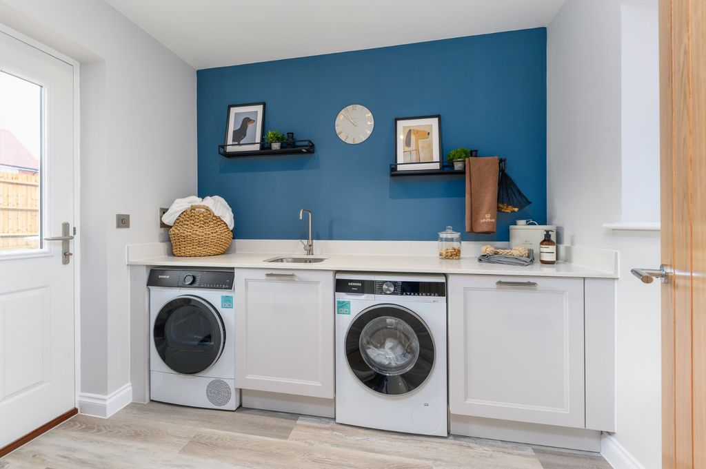 Additional image 6 of 6 bed detached house for saleKingsgate Place, Reading Street, Broadstairs, Kent CT10