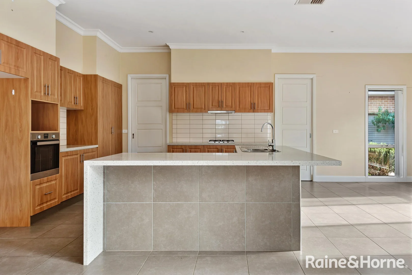 Additional image 3 of 12 Cassandra Close, Gisborne VIC 3437