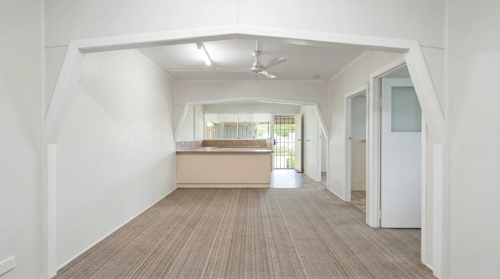 Additional image 3 of 2/5 Hinschen Street, Proserpine QLD 4800