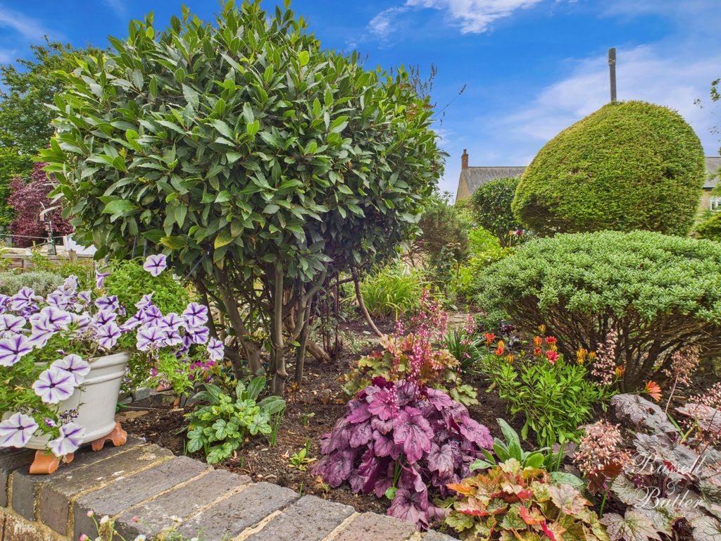 Additional image 15 of 2 bed cottage for saleChurch Road, Brackley NN13
