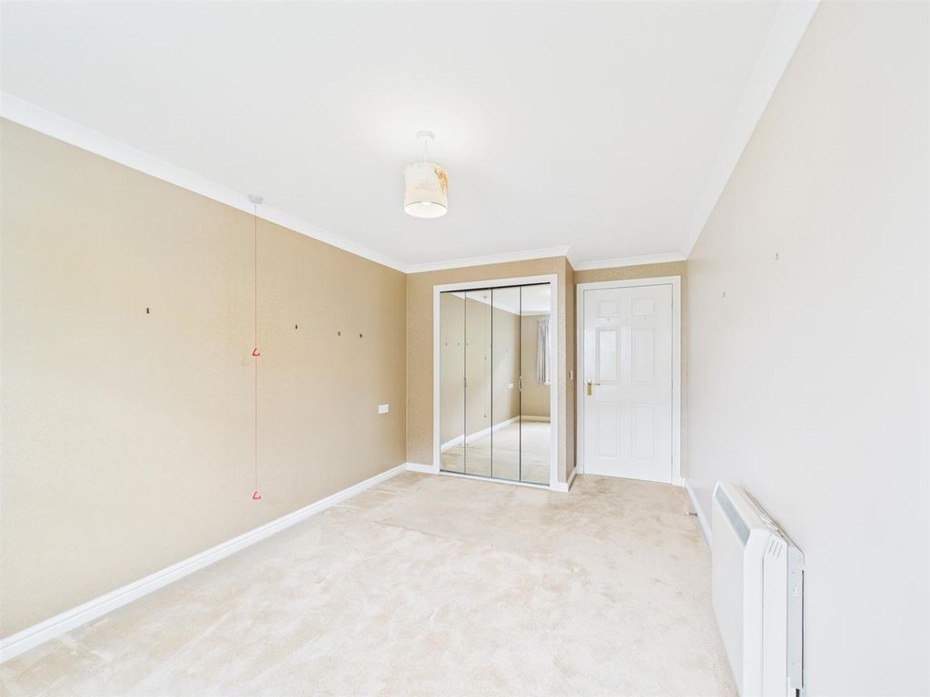 Additional image 6 of 2 bed flat for saleFlat 31, Ericht Court, Upper Mill Street, Blairgowrie PH10