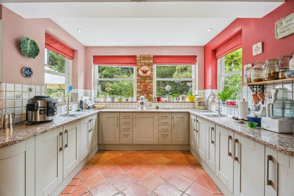 Additional image 26 of 7 bed property for saleStewkley Road, Soulbury LU7