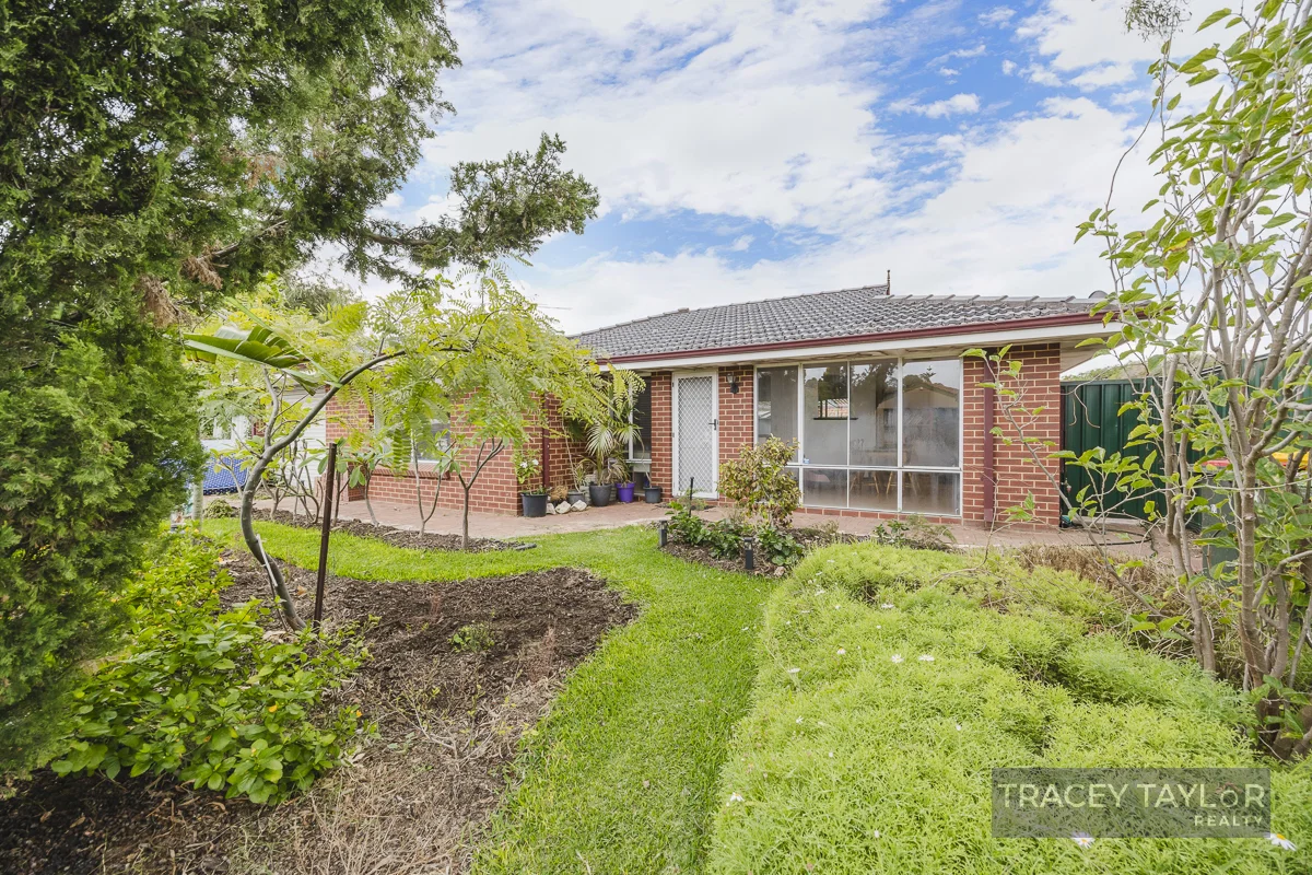 20 Whiston Crescent, Clarkson WA 6030 photo 2