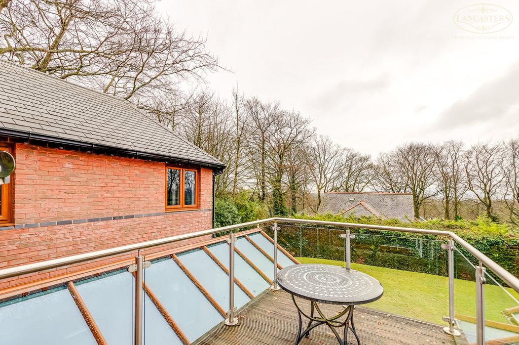 Additional image 43 of 5 bed detached house for salePrincess Road, Lostock, Bolton BL6