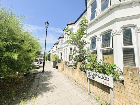 Holmewood Road, London SW2