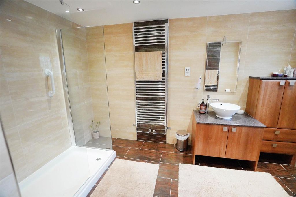 Additional image 6 of 5 bed detached house for saleFoxholes Road, Horwich, Bolton BL6