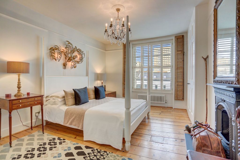Additional image 15 of 5 bed property for saleRoyal Crescent, Brighton BN2