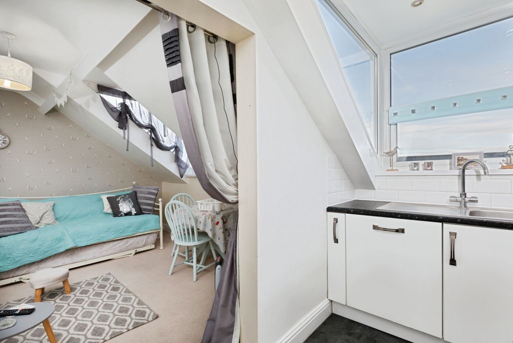 Additional image 8 of 1 bed flat for saleCarlisle Road, Bridlington YO15