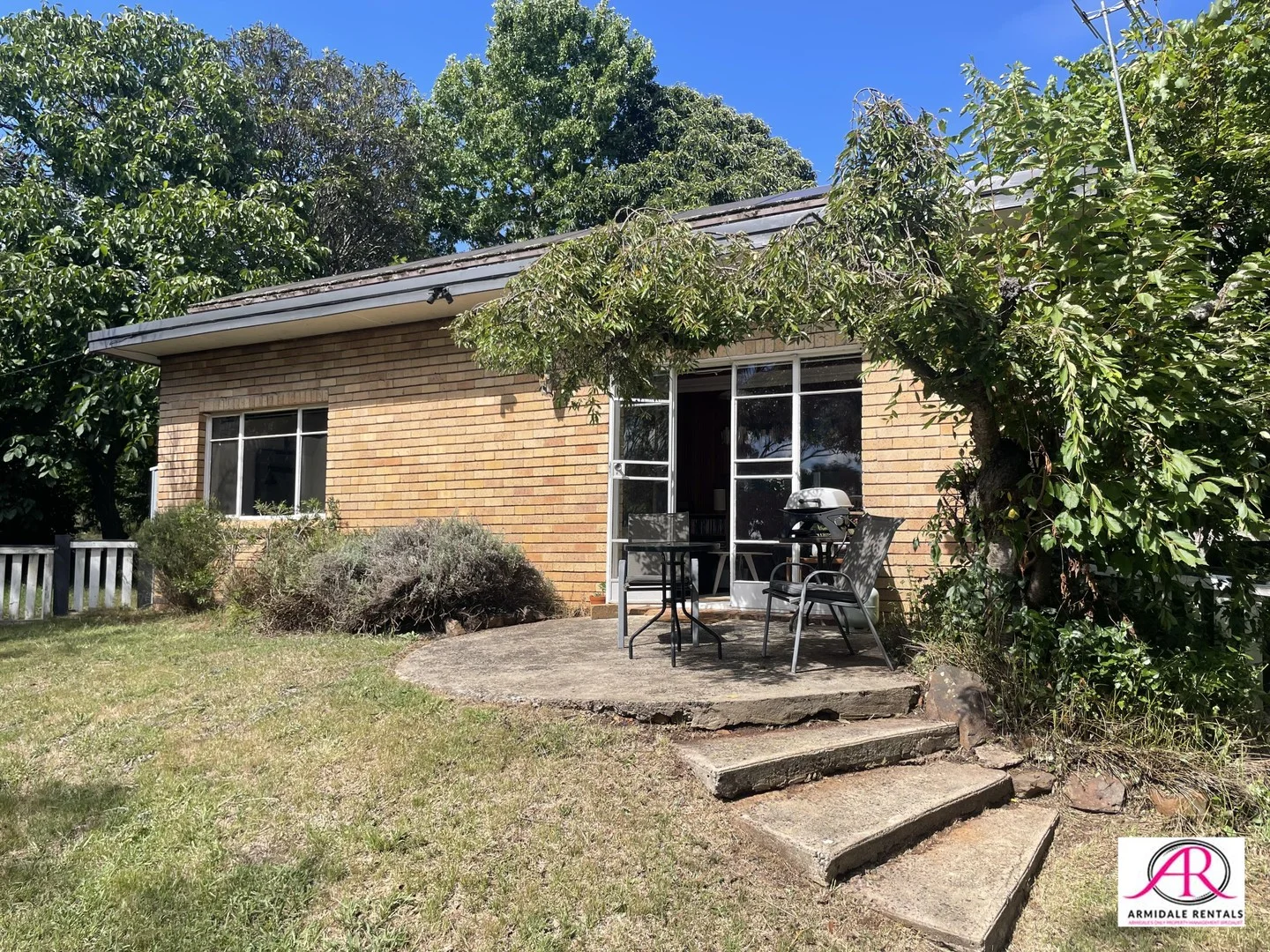 16D Perrott Street, Armidale NSW 2350