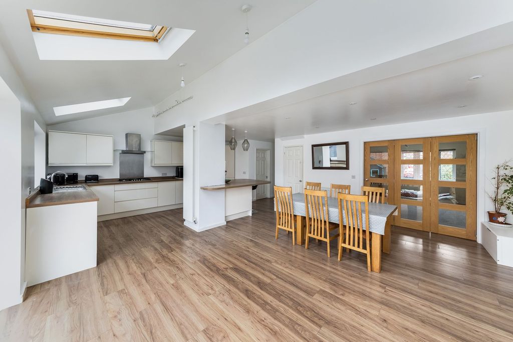 Additional image 5 of 6 bed detached house for saleKysbie Close, Abingdon OX14