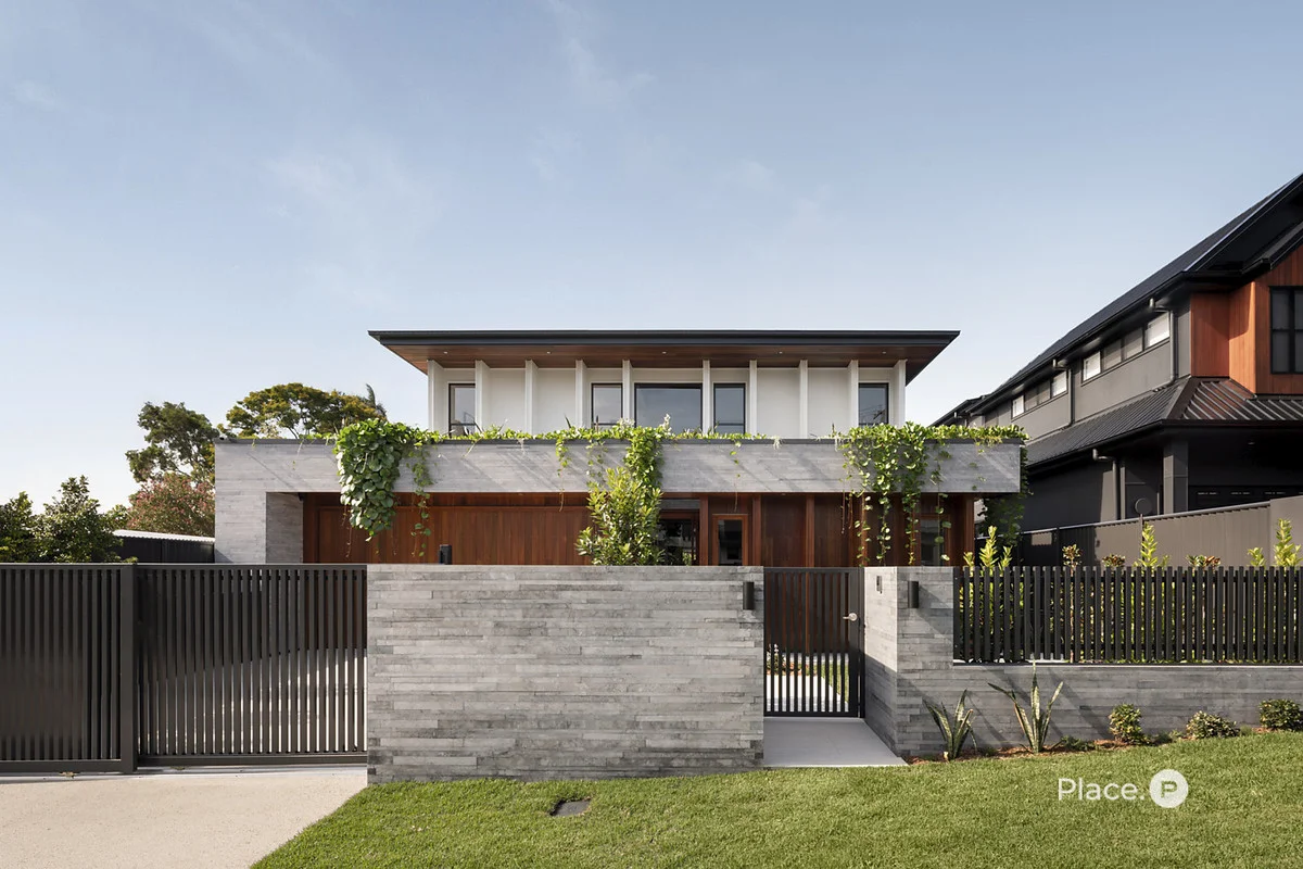 10 Akala Street, Camp Hill QLD 4152