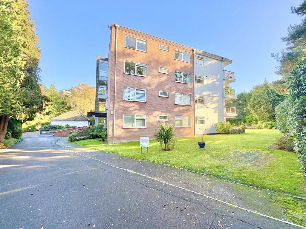 Additional image 31 of 3 bed flat for saleMartello Road South, Canford Cliffs, Poole BH13