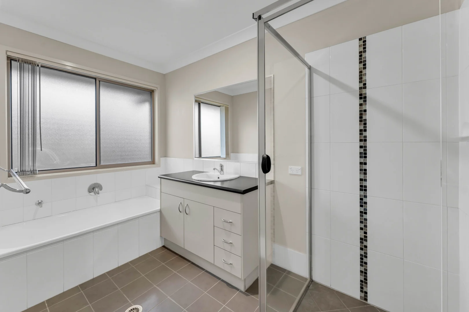 Additional image 8 of 5 Lilley Terrace, Chuwar QLD 4306