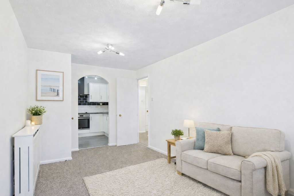 Additional image 2 of 2 bed flat for saleSouth Street, Bishop's Stortford CM23