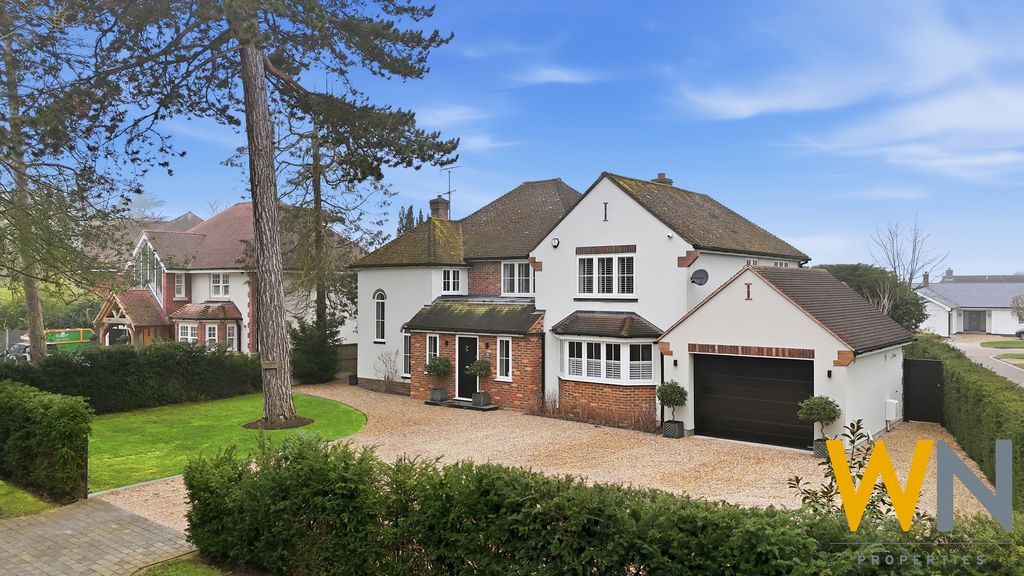 Additional image 33 of 4 bed detached house for saleRoundwood Avenue, Hutton Mount, Brentwood CM13