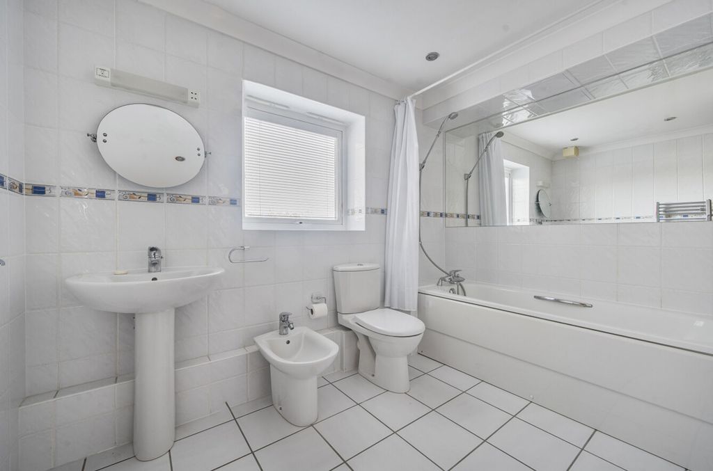 Additional image 5 of 2 bed flat for saleKings Parade, Bognor Regis PO21