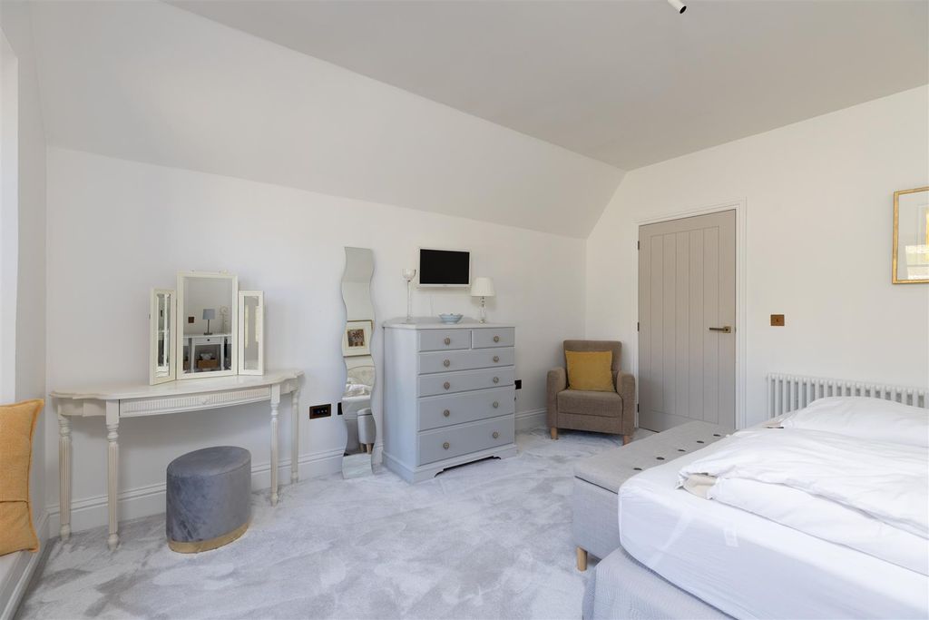 Additional image 12 of 3 bed property for sale14 Old School Apartments, Upper Allan Street, Blairgowrie PH10