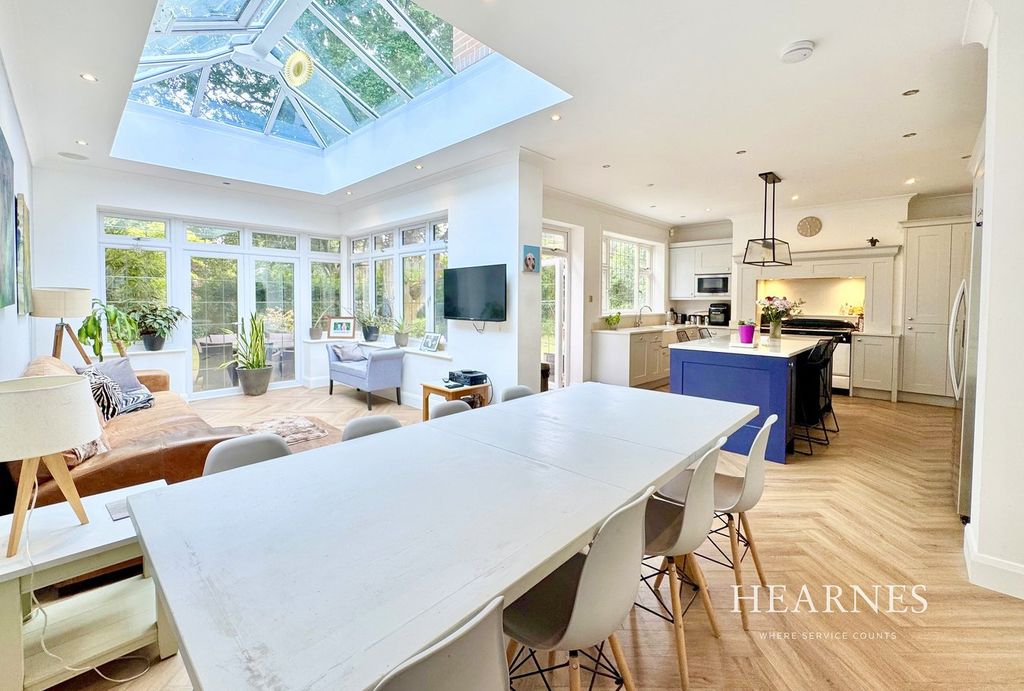 6 bed detached house for saleGlenferness Avenue, Talbot Woods, Bournemouth BH3
