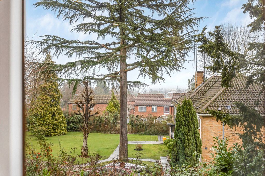 Additional image 12 of 2 bed flat for saleAllum Lane, Elstree, Borehamwood, Hertfordshire WD6