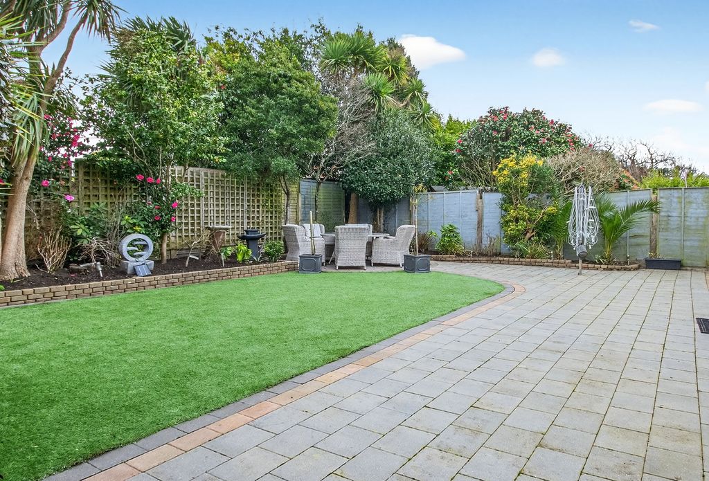 Additional image 21 of 4 bed detached house for salePenrith Road, Bournemouth BH5