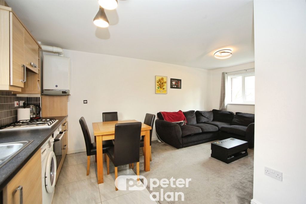 Additional image 4 of 2 bed flat for saleBlaen Bran Close, Cwmbran NP44