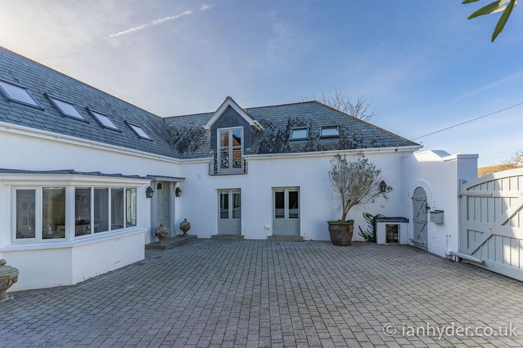 Additional image 24 of 4 bed detached house for saleBazehill Road, Rottingdean, Brighton BN2