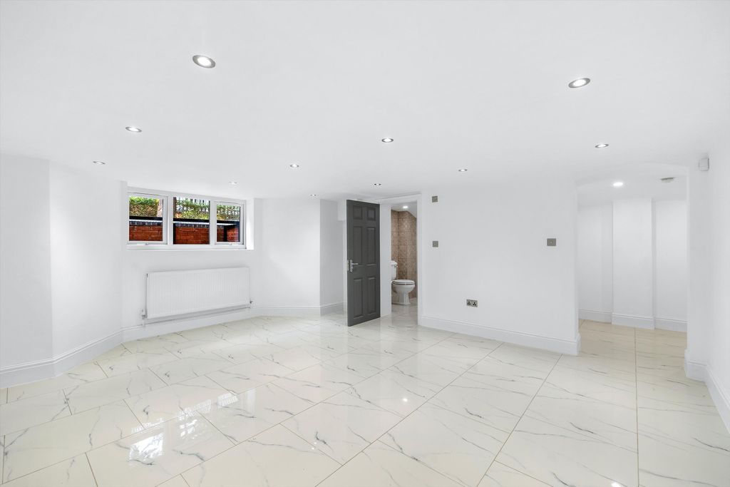 Additional image 10 of 7 bed detached house for saleRussell Road, Moseley, Birmingham B13