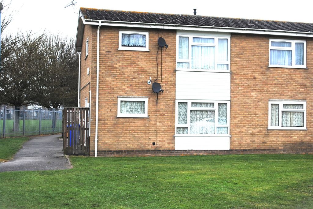 2 bed flat for saleBroadfield Lane PE21