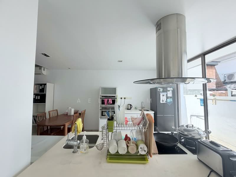 Newly Renovated 2 Storey Landed For Rent, Lifestyle Living photo 3